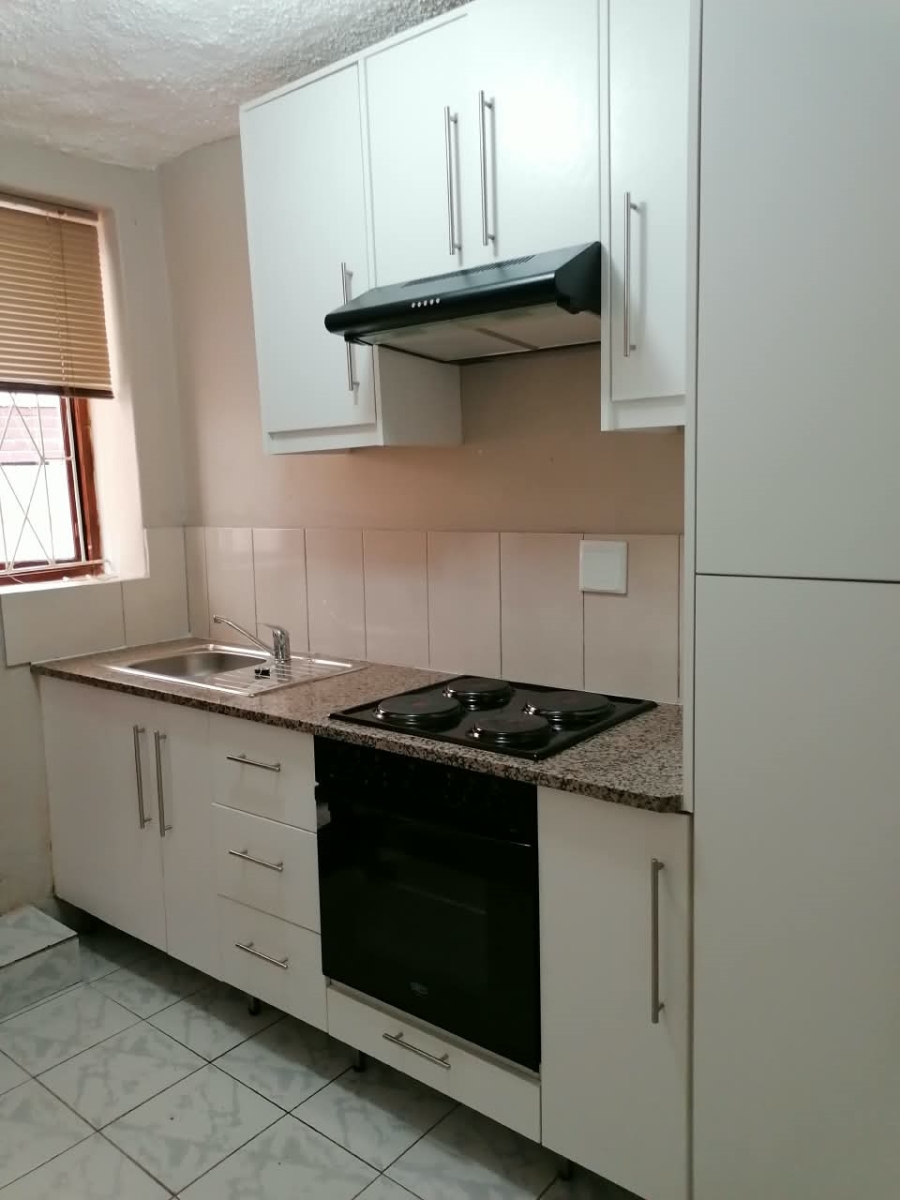 To Let 1 Bedroom Property for Rent in Reservoir Hills KwaZulu-Natal