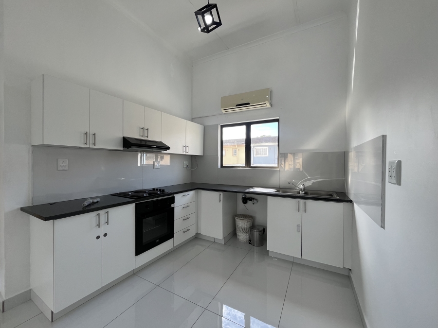 To Let 3 Bedroom Property for Rent in Sunford KwaZulu-Natal