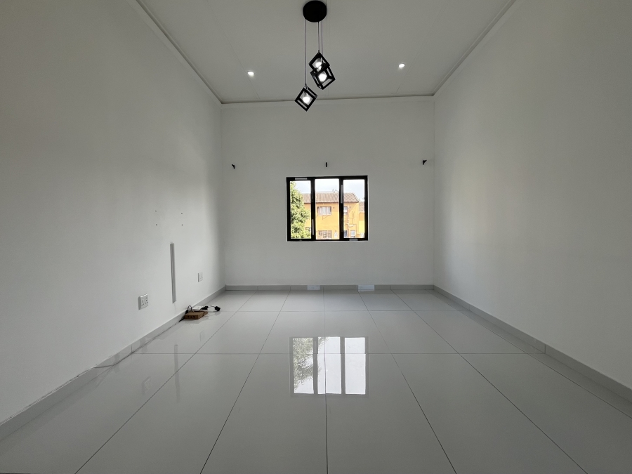 To Let 3 Bedroom Property for Rent in Sunford KwaZulu-Natal