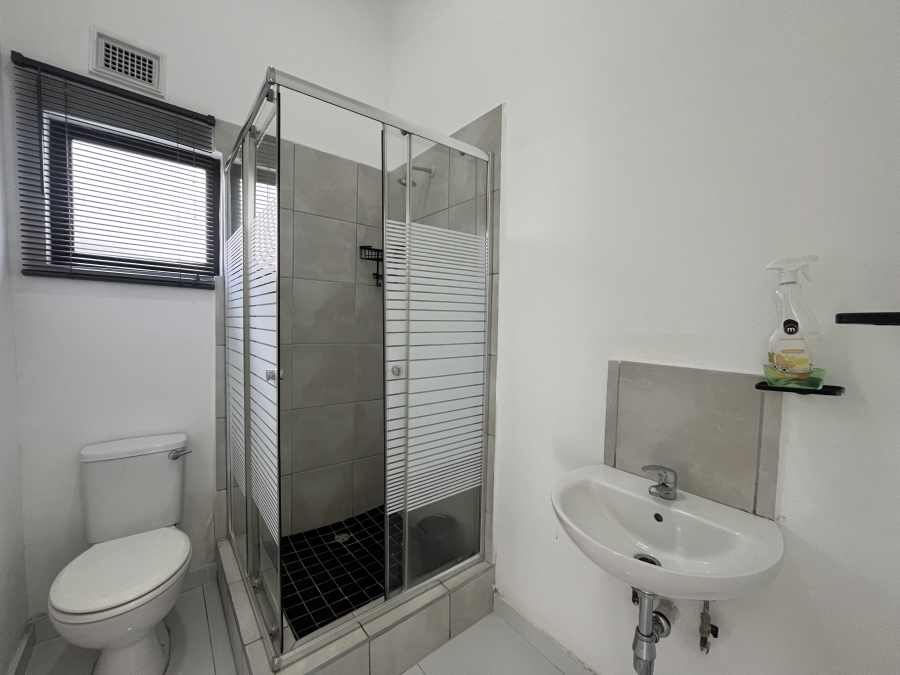 To Let 3 Bedroom Property for Rent in Sunford KwaZulu-Natal