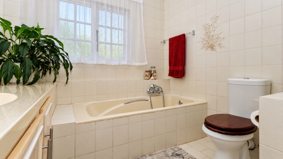 3 Bedroom Property for Sale in Hilldene KwaZulu-Natal
