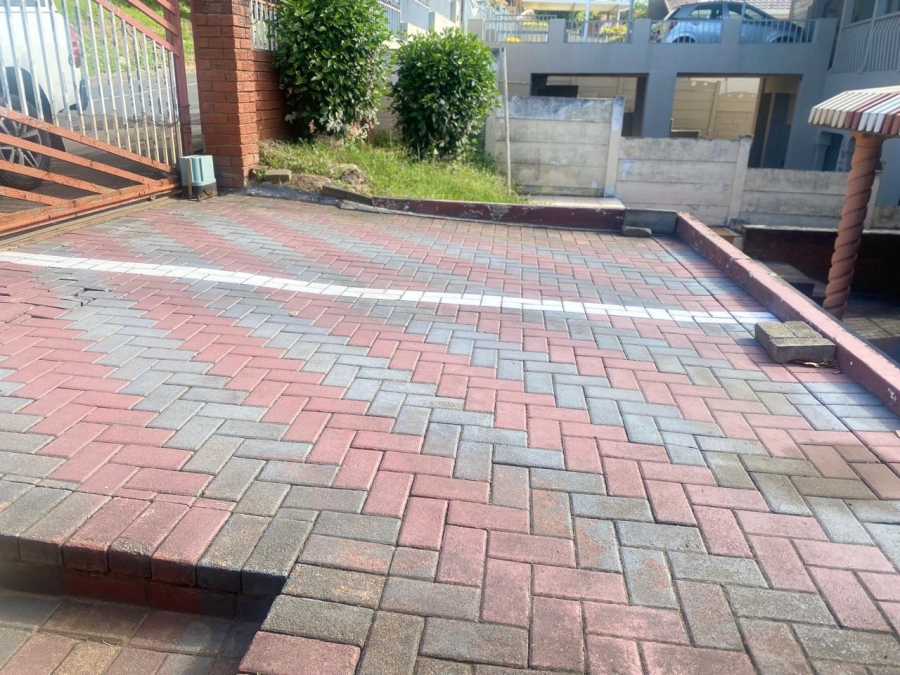 To Let 1 Bedroom Property for Rent in Reservoir Hills KwaZulu-Natal