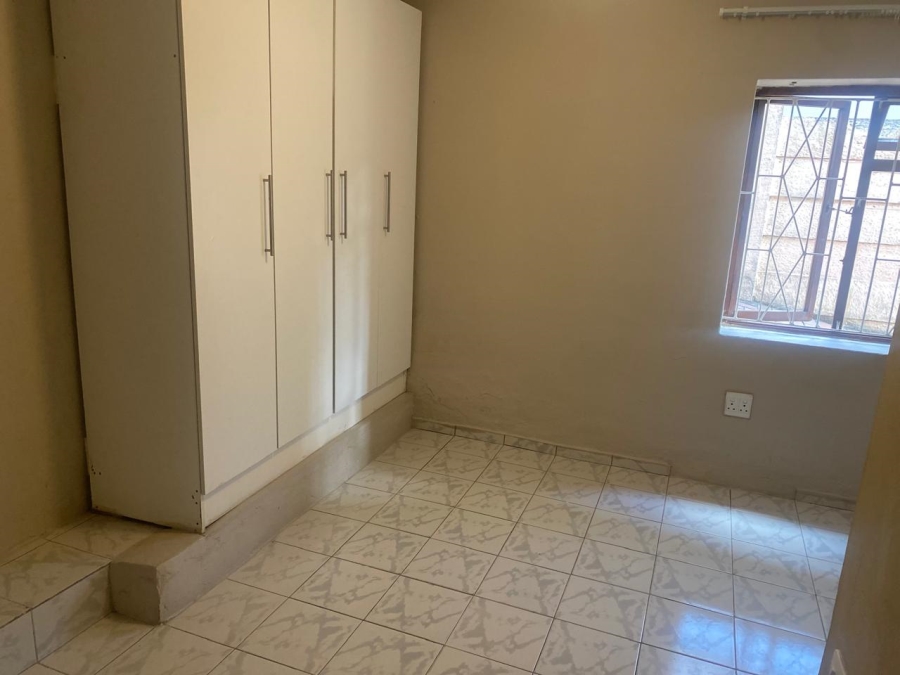 To Let 1 Bedroom Property for Rent in Reservoir Hills KwaZulu-Natal