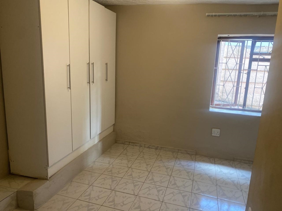 To Let 1 Bedroom Property for Rent in Reservoir Hills KwaZulu-Natal