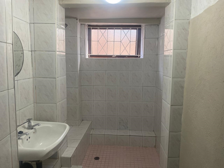 To Let 1 Bedroom Property for Rent in Reservoir Hills KwaZulu-Natal