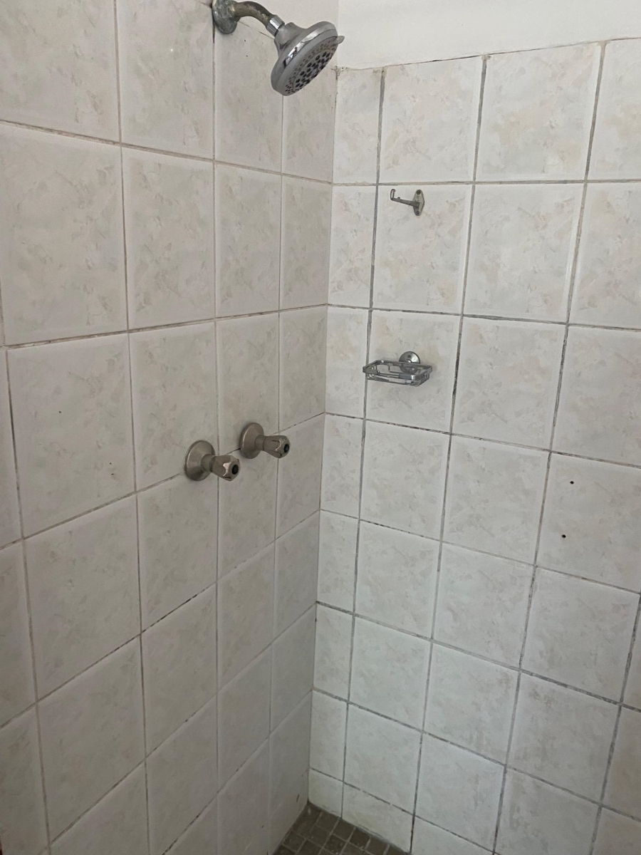 To Let 1 Bedroom Property for Rent in Scottsville KwaZulu-Natal