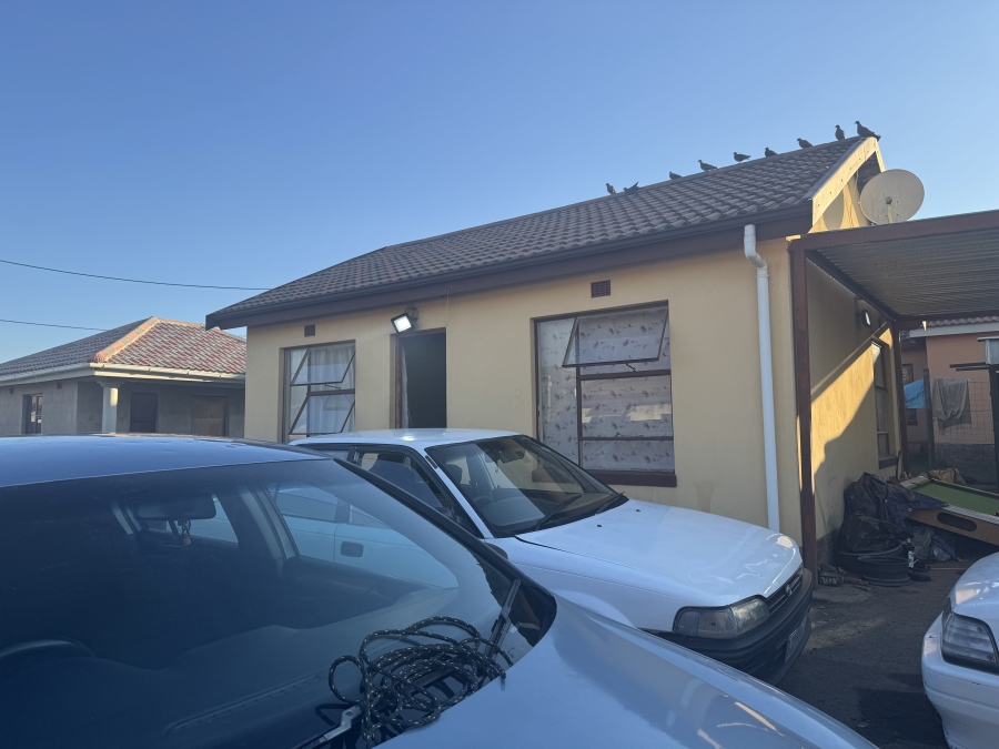 2 Bedroom Property for Sale in Mpophomeni KwaZulu-Natal