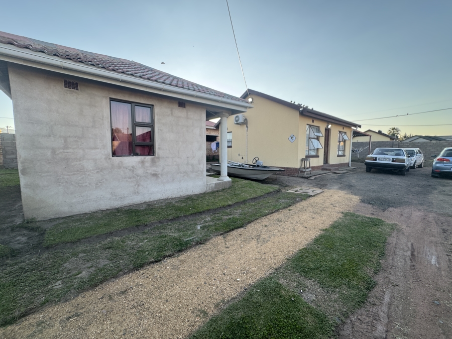 2 Bedroom Property for Sale in Mpophomeni KwaZulu-Natal