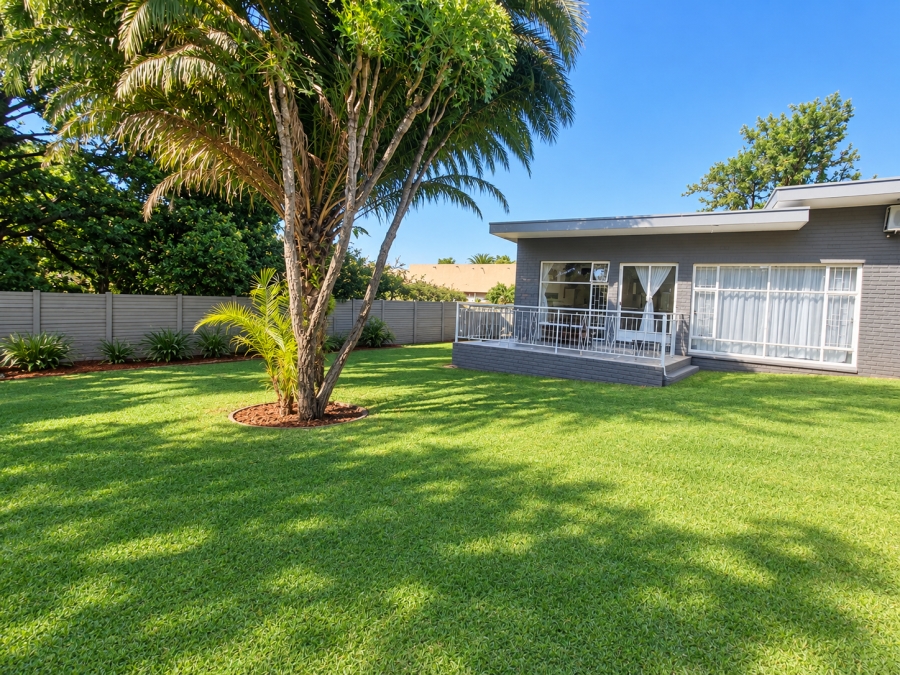 5 Bedroom Property for Sale in Huttenheights KwaZulu-Natal