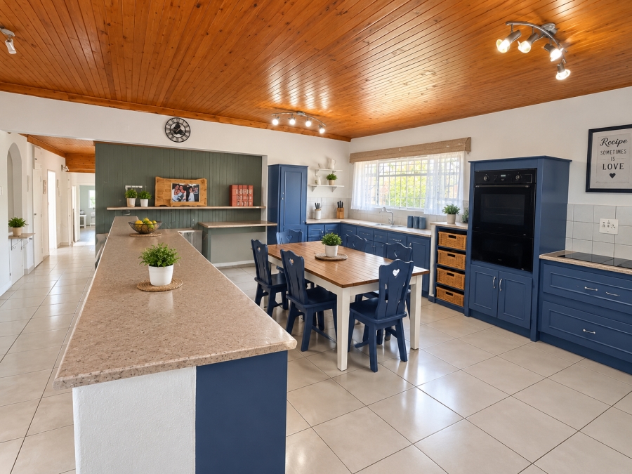 5 Bedroom Property for Sale in Huttenheights KwaZulu-Natal