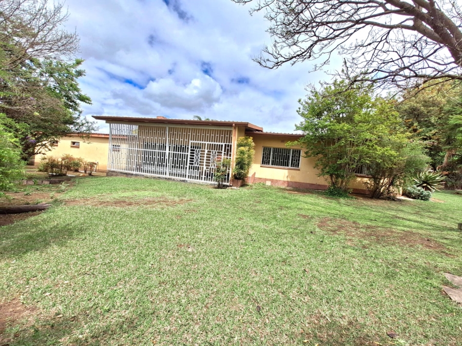 To Let 3 Bedroom Property for Rent in Pioneer Park KwaZulu-Natal