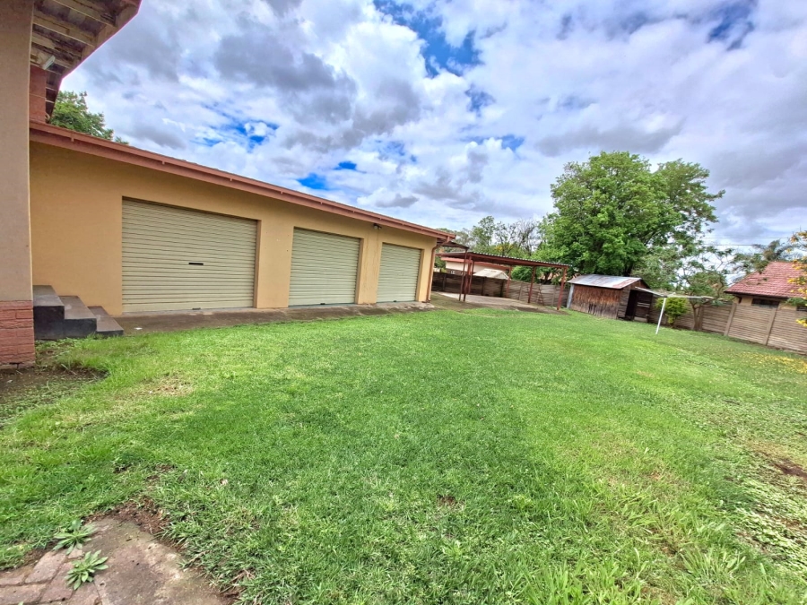 To Let 3 Bedroom Property for Rent in Pioneer Park KwaZulu-Natal