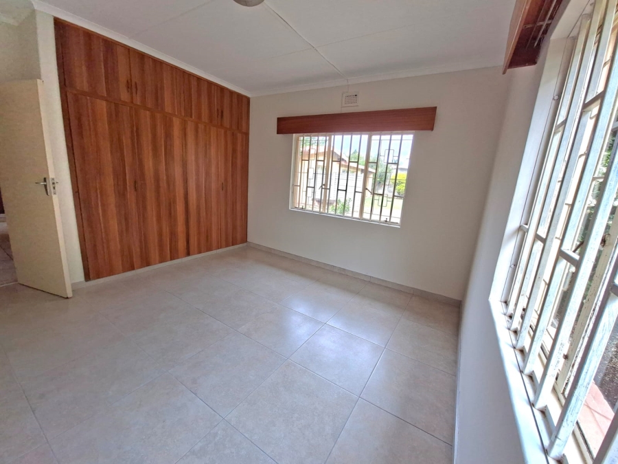 To Let 3 Bedroom Property for Rent in Pioneer Park KwaZulu-Natal