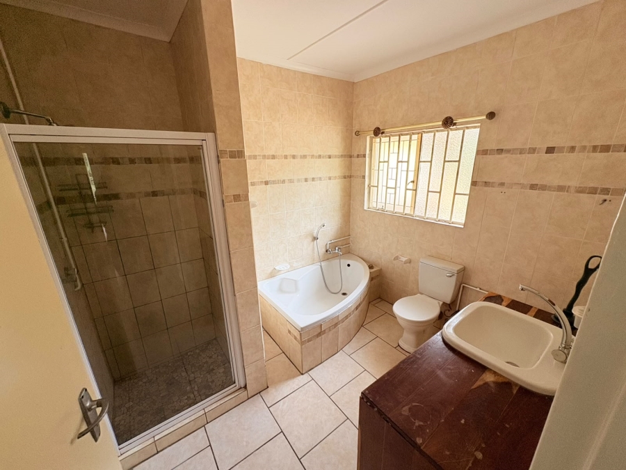 To Let 3 Bedroom Property for Rent in Pioneer Park KwaZulu-Natal