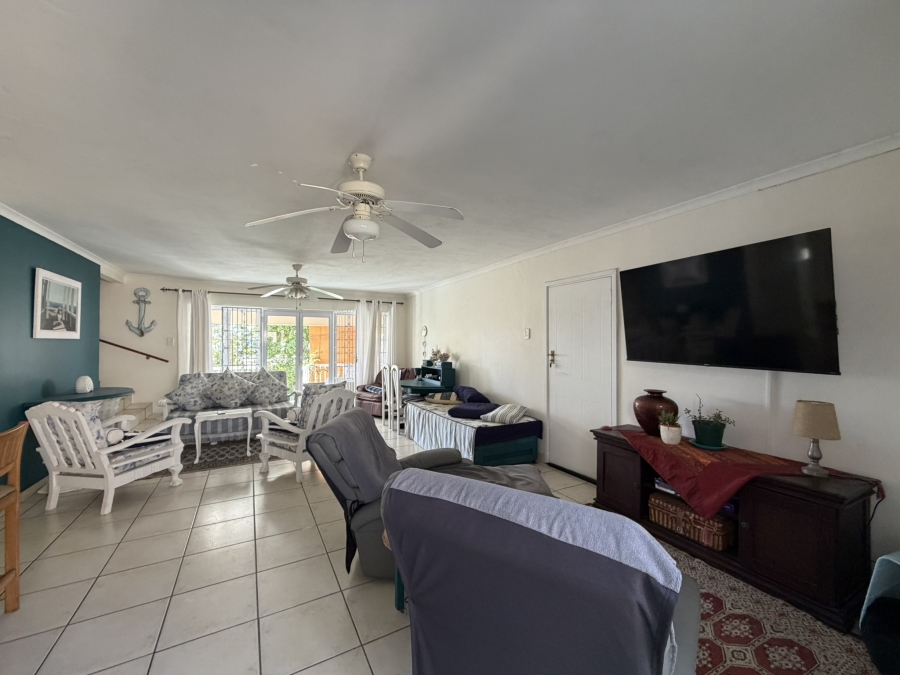 4 Bedroom Property for Sale in Scottburgh Central KwaZulu-Natal