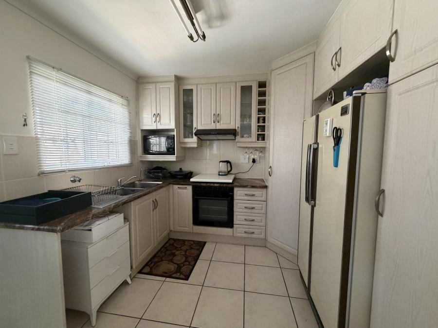 4 Bedroom Property for Sale in Scottburgh Central KwaZulu-Natal