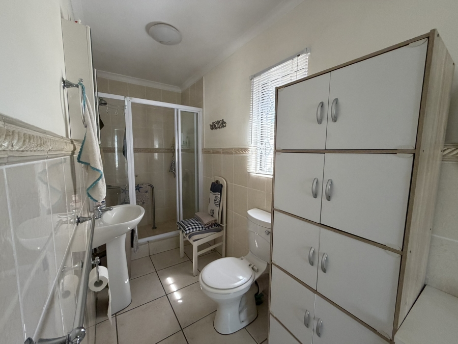 4 Bedroom Property for Sale in Scottburgh Central KwaZulu-Natal