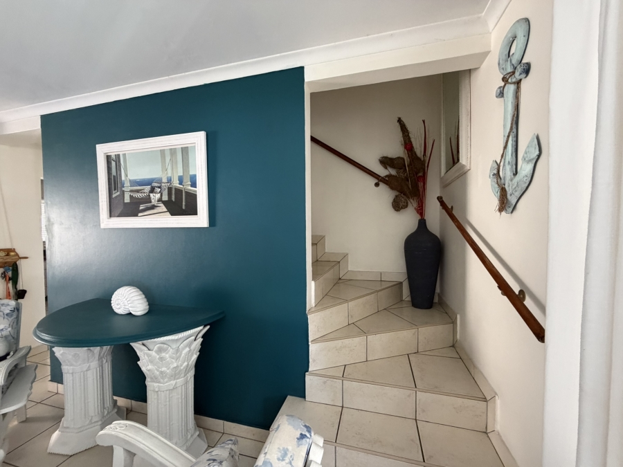 4 Bedroom Property for Sale in Scottburgh Central KwaZulu-Natal