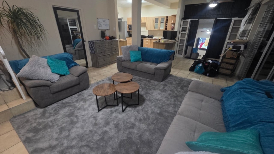 To Let 3 Bedroom Property for Rent in Shakas Rock KwaZulu-Natal