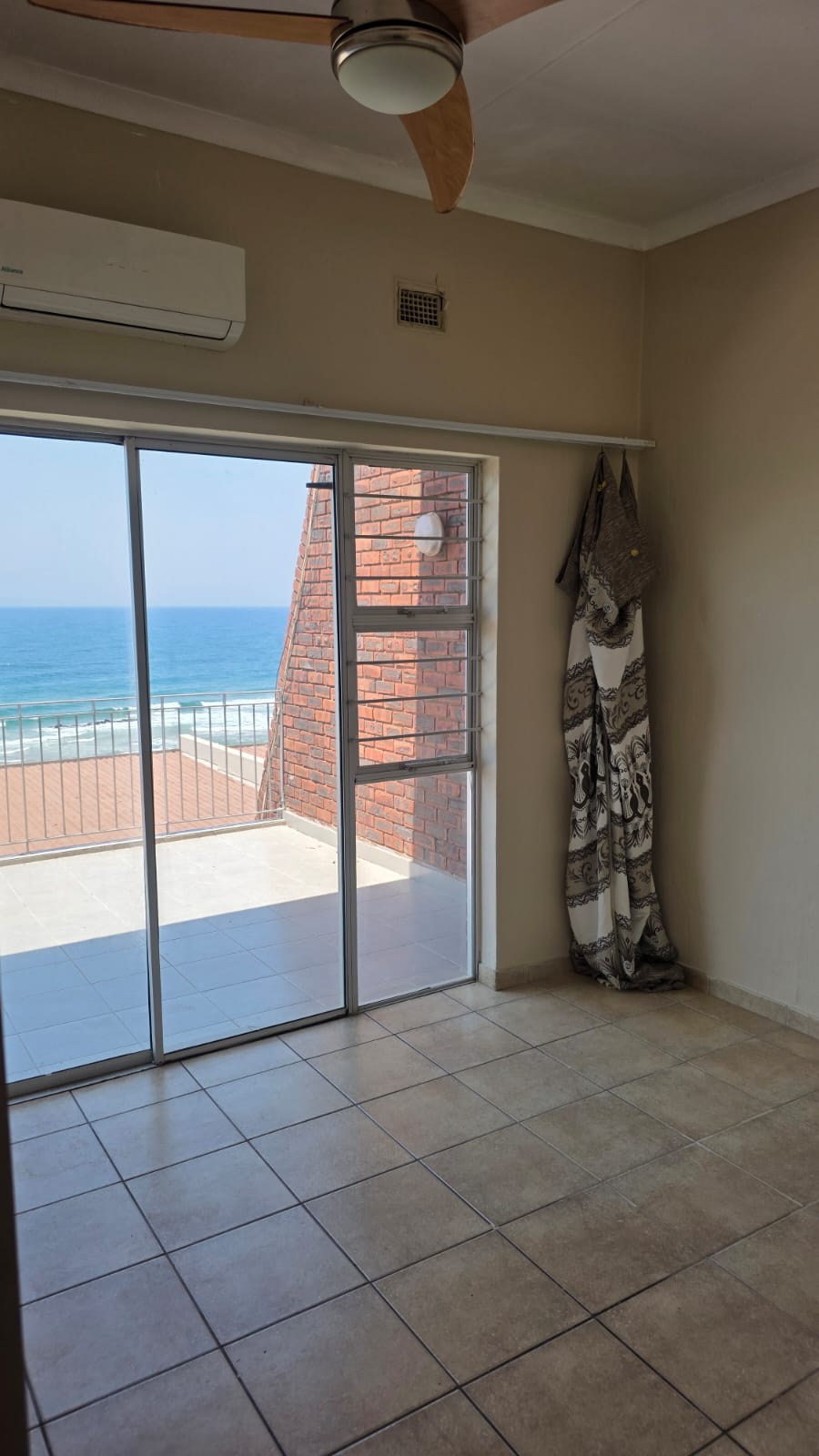 To Let 3 Bedroom Property for Rent in Shakas Rock KwaZulu-Natal