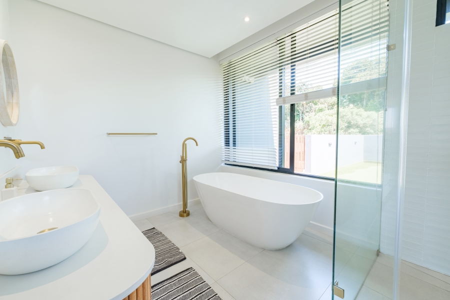 3 Bedroom Property for Sale in Salt Rock KwaZulu-Natal