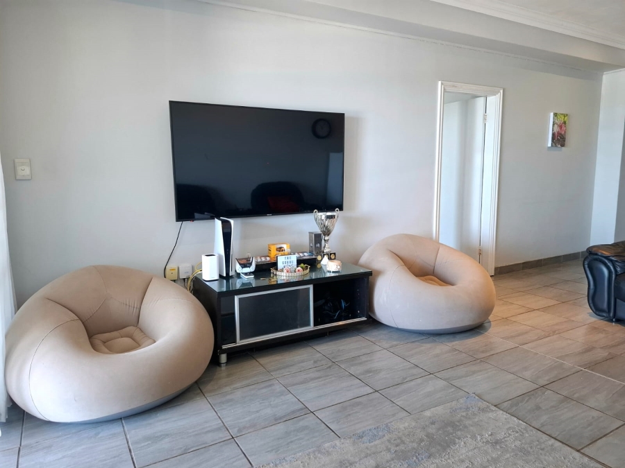 2 Bedroom Property for Sale in La Mercy KwaZulu-Natal