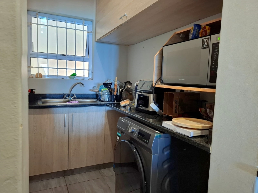 2 Bedroom Property for Sale in La Mercy KwaZulu-Natal