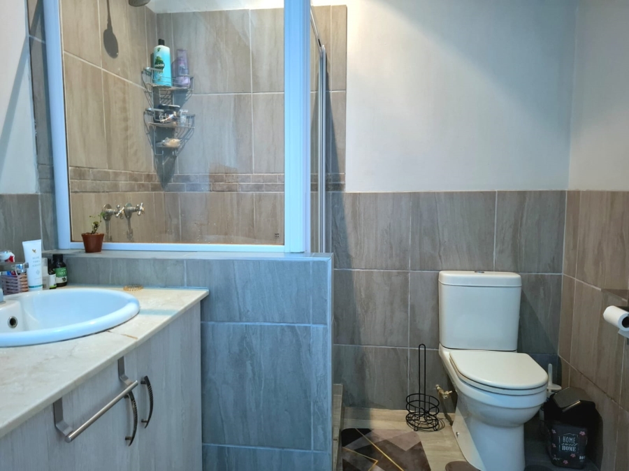 2 Bedroom Property for Sale in La Mercy KwaZulu-Natal