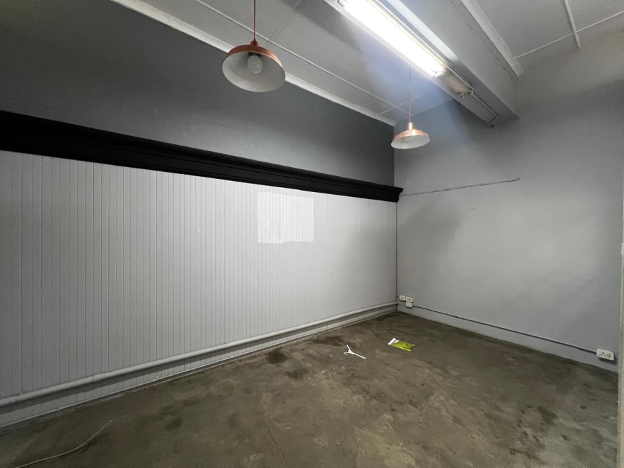 To Let Commercial Property for Rent in Stamford Hill KwaZulu-Natal