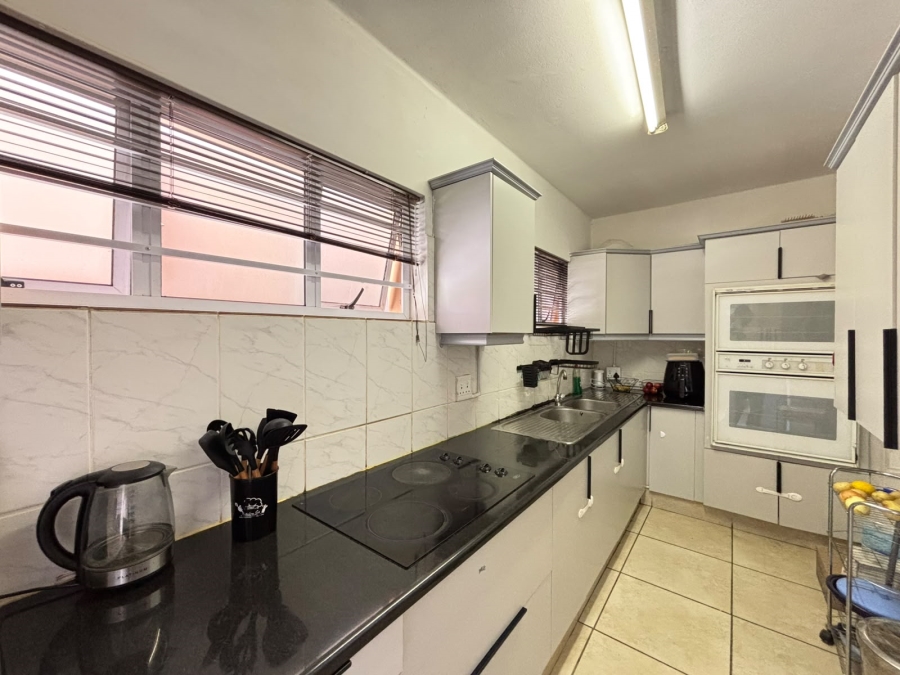 2 Bedroom Property for Sale in Morningside KwaZulu-Natal