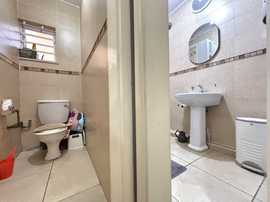 2 Bedroom Property for Sale in Morningside KwaZulu-Natal