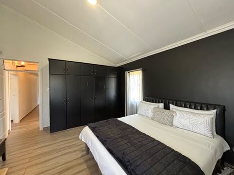 4 Bedroom Property for Sale in Reservoir Hills KwaZulu-Natal