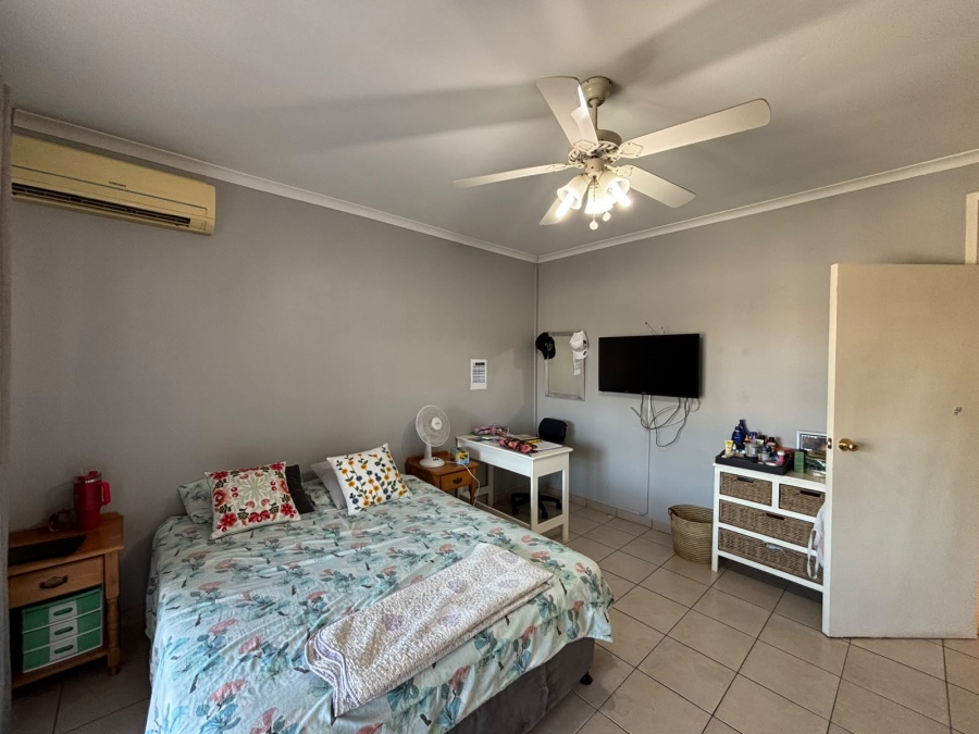 4 Bedroom Property for Sale in Greenwood Park KwaZulu-Natal