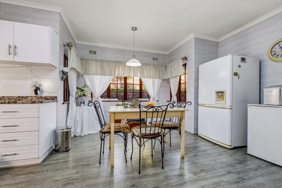 4 Bedroom Property for Sale in Westville Central KwaZulu-Natal