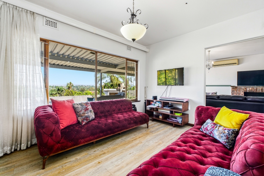4 Bedroom Property for Sale in Cowies Hill Park KwaZulu-Natal