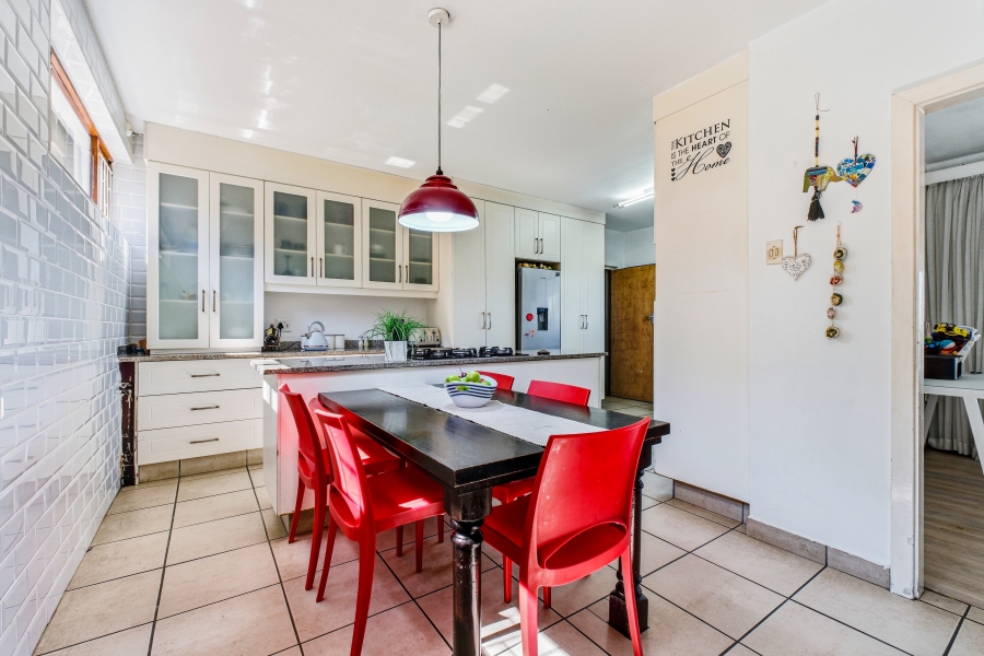 4 Bedroom Property for Sale in Cowies Hill Park KwaZulu-Natal