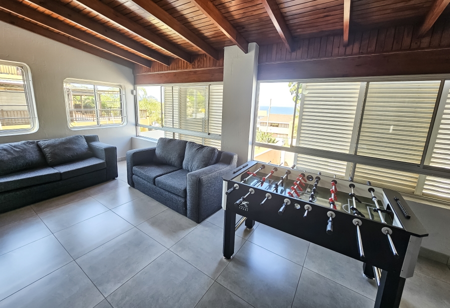 To Let 4 Bedroom Property for Rent in Umhlanga KwaZulu-Natal