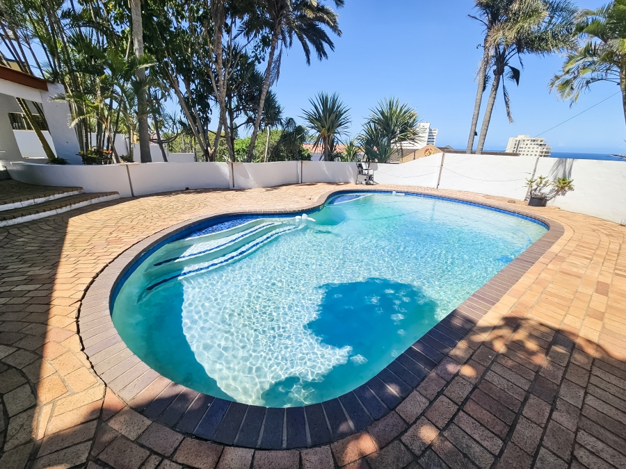 To Let 4 Bedroom Property for Rent in Umhlanga KwaZulu-Natal