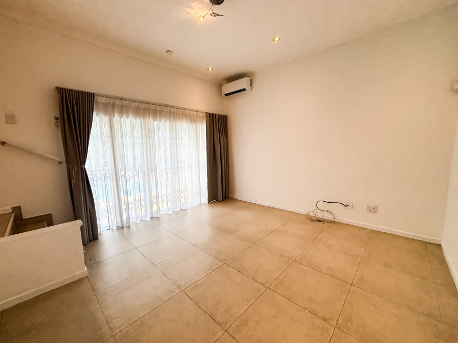 To Let 5 Bedroom Property for Rent in Umhlanga KwaZulu-Natal