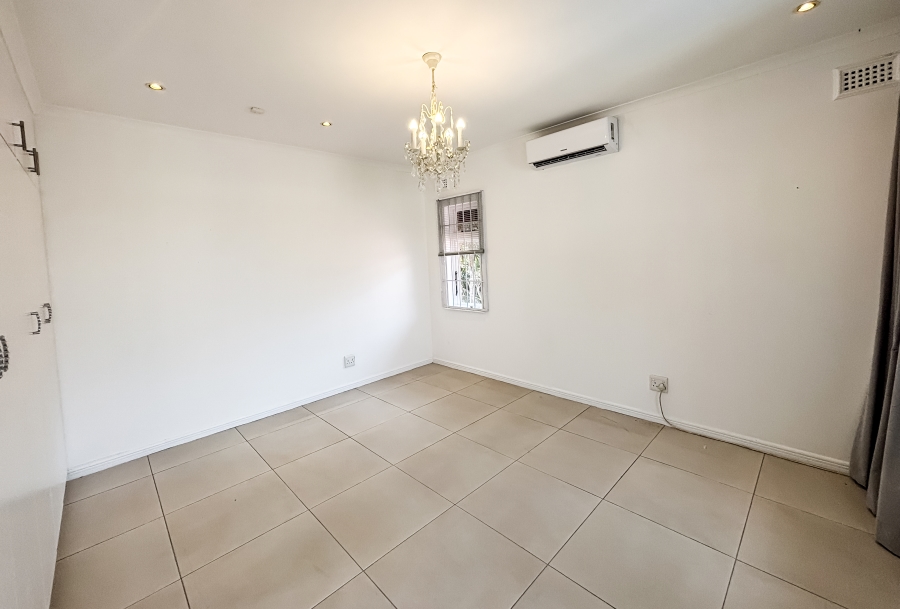 To Let 5 Bedroom Property for Rent in Umhlanga KwaZulu-Natal