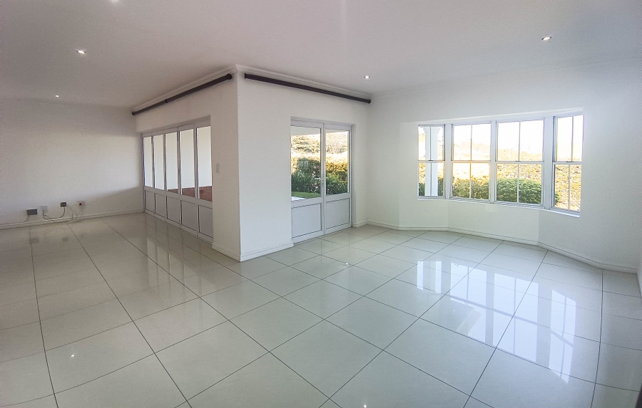 To Let 3 Bedroom Property for Rent in Mount Edgecombe Country Estate KwaZulu-Natal