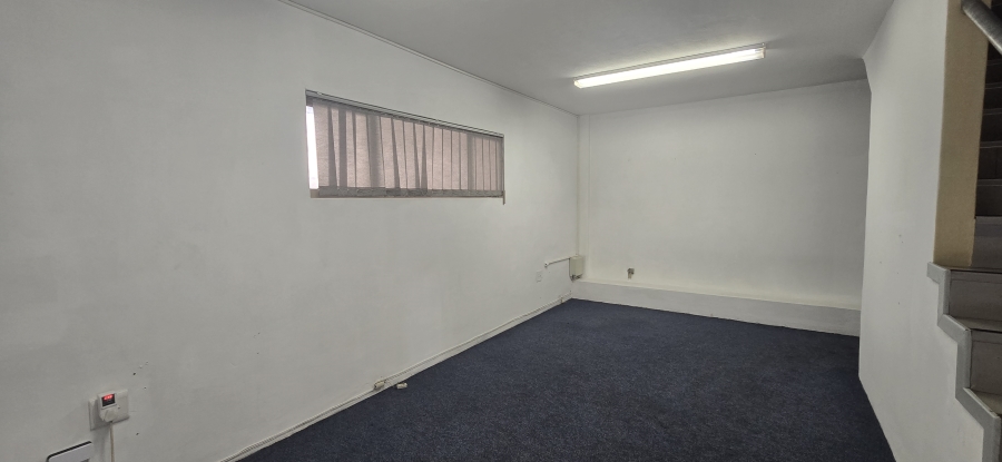 To Let Commercial Property for Rent in Westmead KwaZulu-Natal