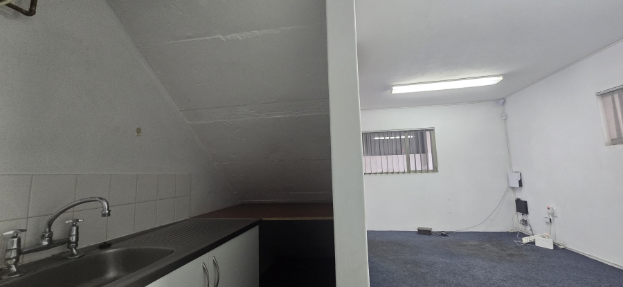 To Let Commercial Property for Rent in Westmead KwaZulu-Natal