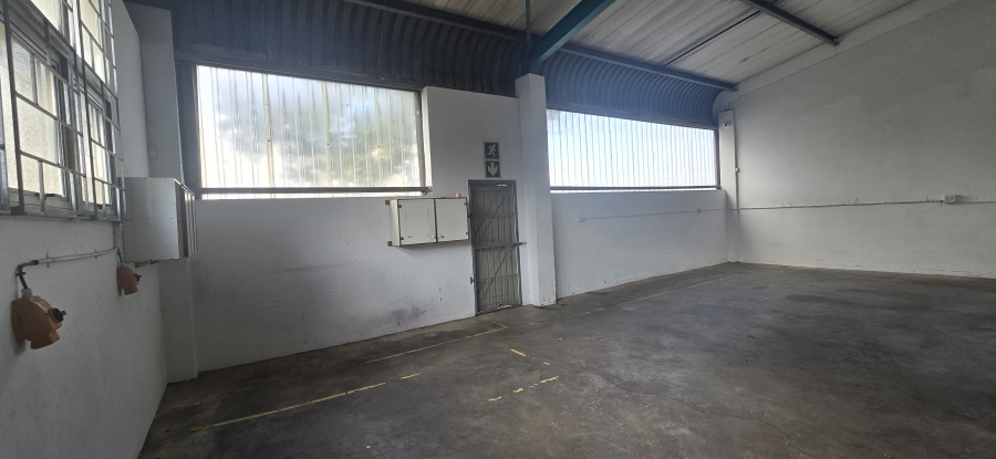 To Let Commercial Property for Rent in Westmead KwaZulu-Natal
