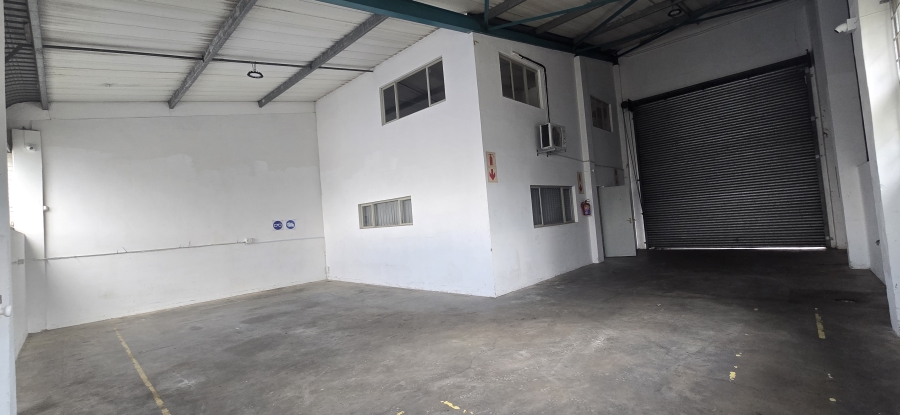 To Let Commercial Property for Rent in Westmead KwaZulu-Natal