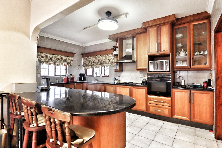 5 Bedroom Property for Sale in Meer En See KwaZulu-Natal