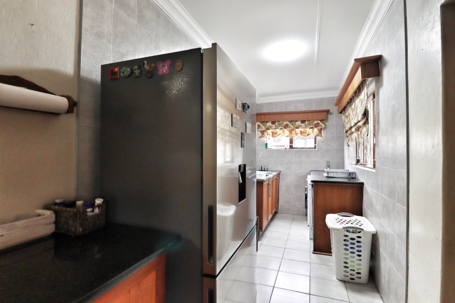 5 Bedroom Property for Sale in Meer En See KwaZulu-Natal