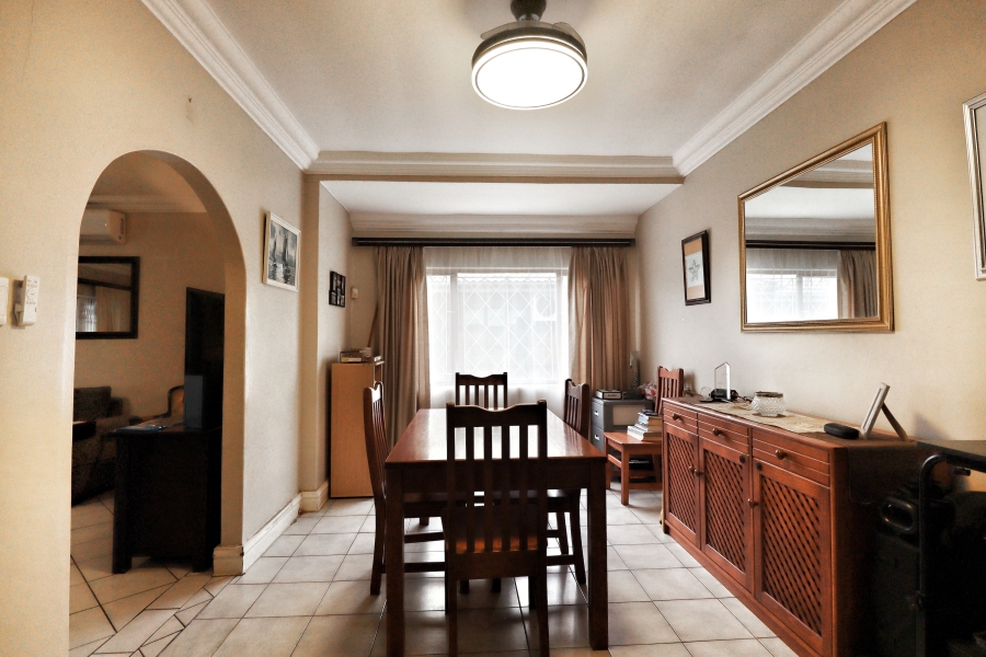5 Bedroom Property for Sale in Meer En See KwaZulu-Natal
