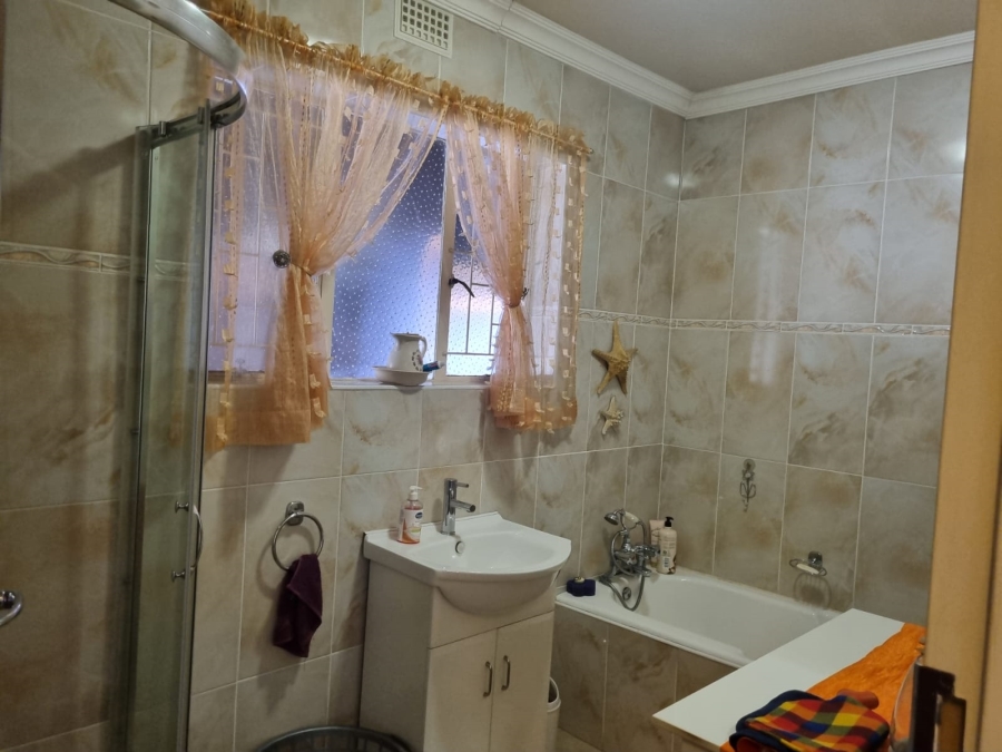 3 Bedroom Property for Sale in Arborpark KwaZulu-Natal