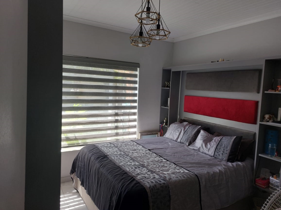 3 Bedroom Property for Sale in Huttenheights KwaZulu-Natal
